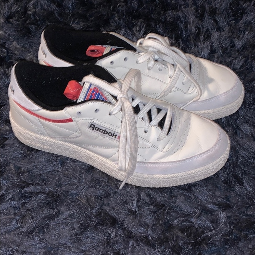 Reebok “rad” edition club c’s